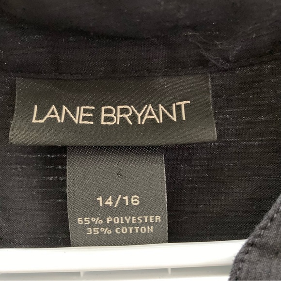 Lane Bryant Size 14/16 Black Blouse V Neckline, Short Sleeve, Button Down - Picture 2 of 6